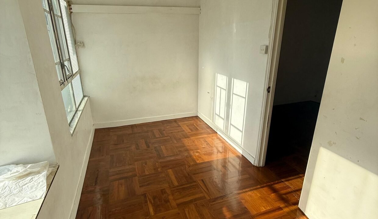 WhatsApp Image 2025-09-10 at 14.15.50 (1)