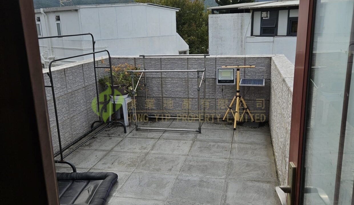 WhatsApp Image 2025-11-12 at 16.54.18 (2)
