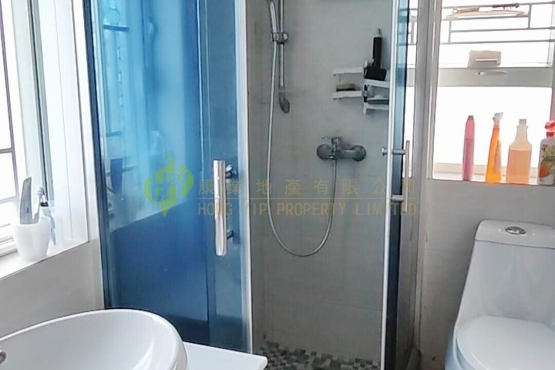 WhatsApp Image 2026-03-05 at 19.36.59