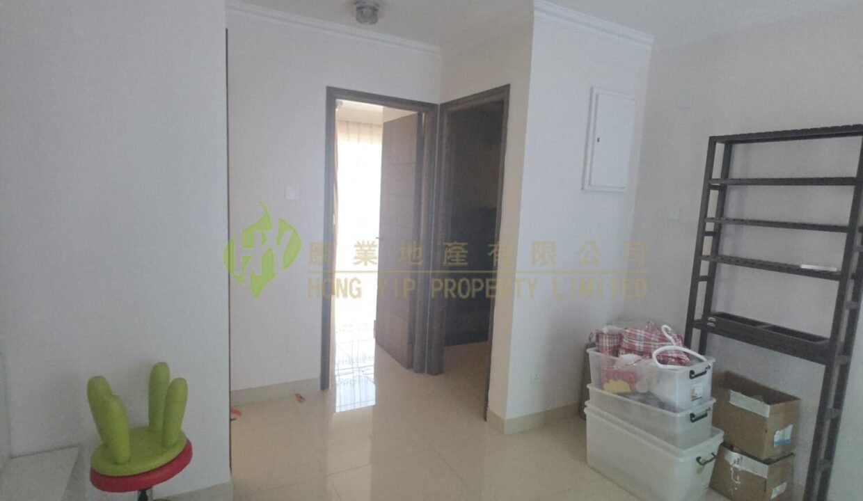 WhatsApp Image 2026-03-25 at 19.34.01 (1)