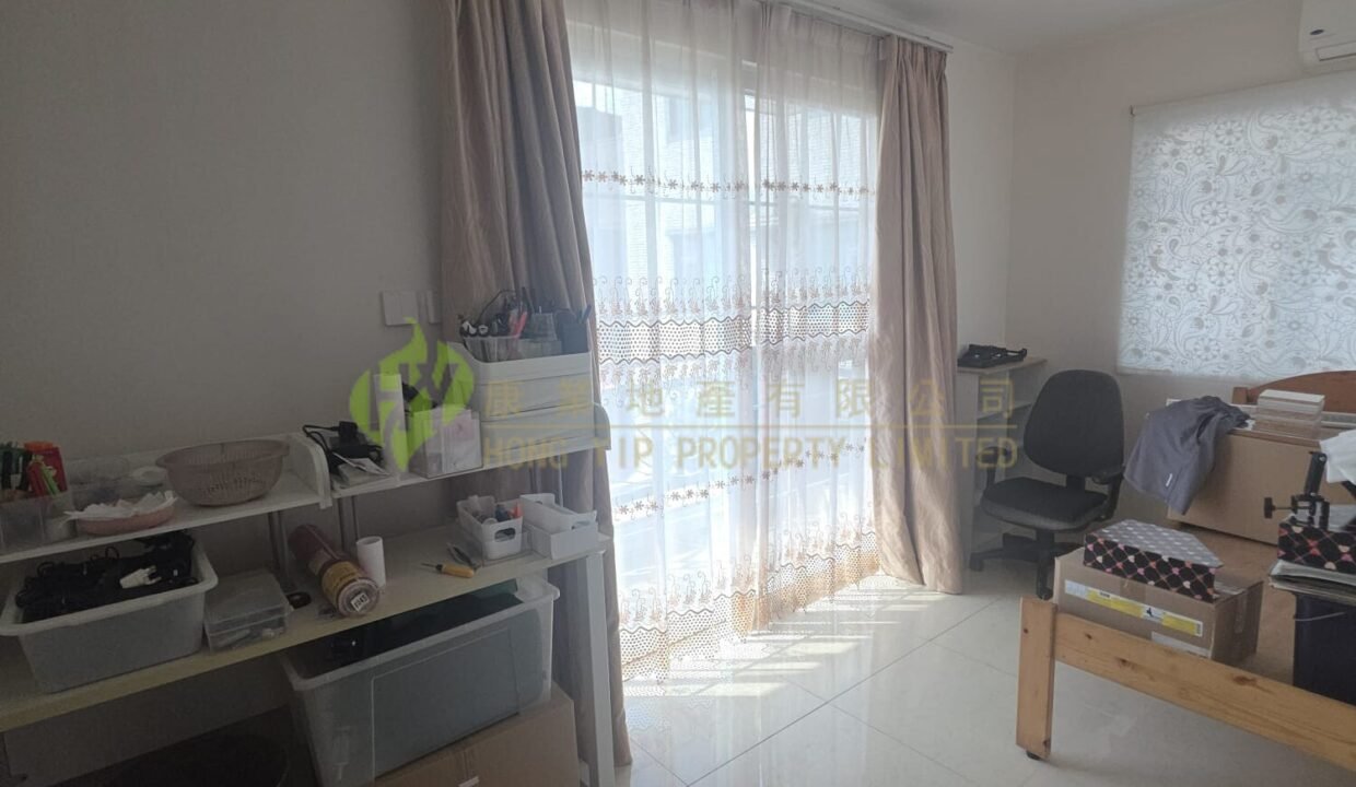 WhatsApp Image 2026-03-25 at 19.34.02 (1)