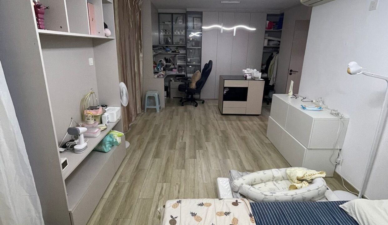 WhatsApp Image 2026-04-06 at 18.36.08